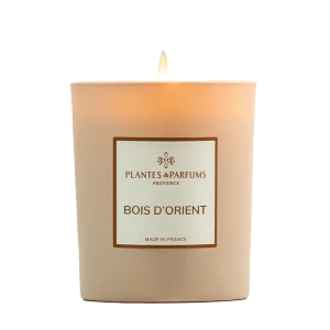 Świeca zapachowa w kolorowym szkle Plantes&Parfums - Oriental Wood 180 g; patchula, piżmo, bergamotka