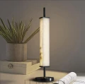 Serano – światło w nowoczesnym wnętrzu Minimalistyczna forma i naturalny kamień dobrze wpisują się w eleganckie, spokojne aranżacje.