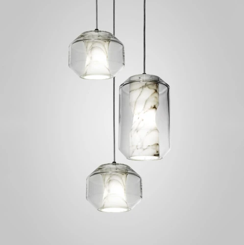 Lampa wisząca z marmuru i przezroczystego szkła nad stół